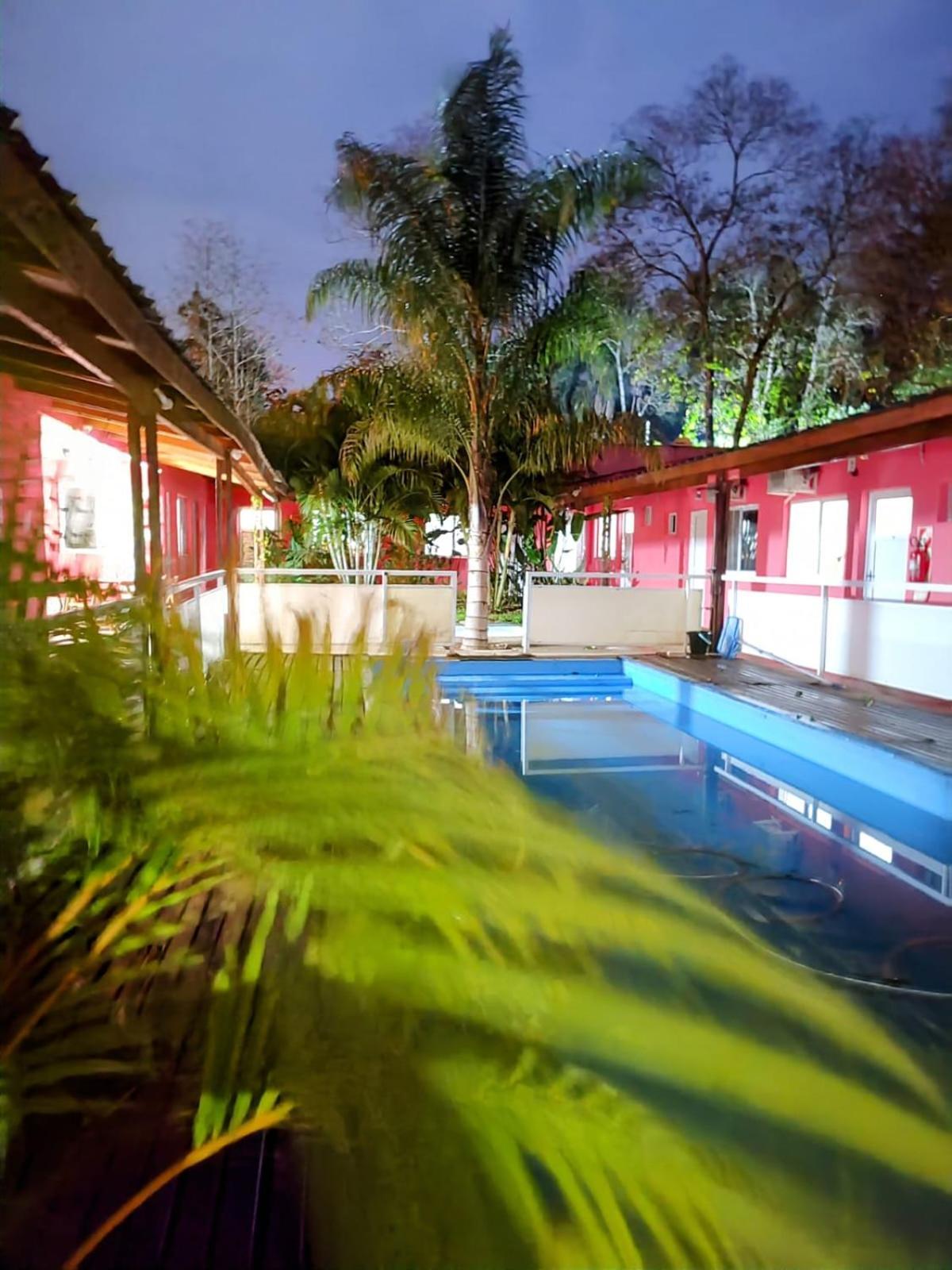 Hotel Complejo Alma Misionera à Puerto Iguazú Extérieur photo